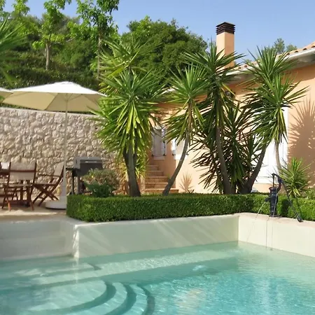 Drei Grazien, Luxurioese Mit Eigenem Pool Katouna